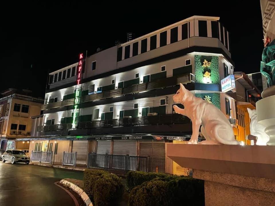 Kapit Hotel Kuching Eksteriør billede