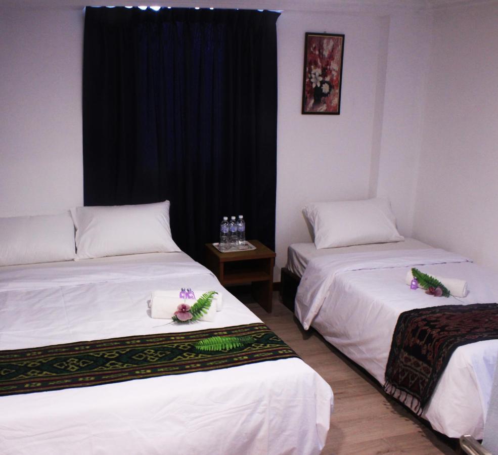 Kapit Hotel Kuching Eksteriør billede