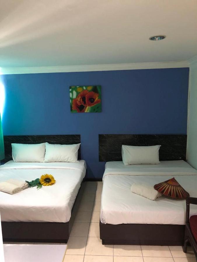 Kapit Hotel Kuching Eksteriør billede