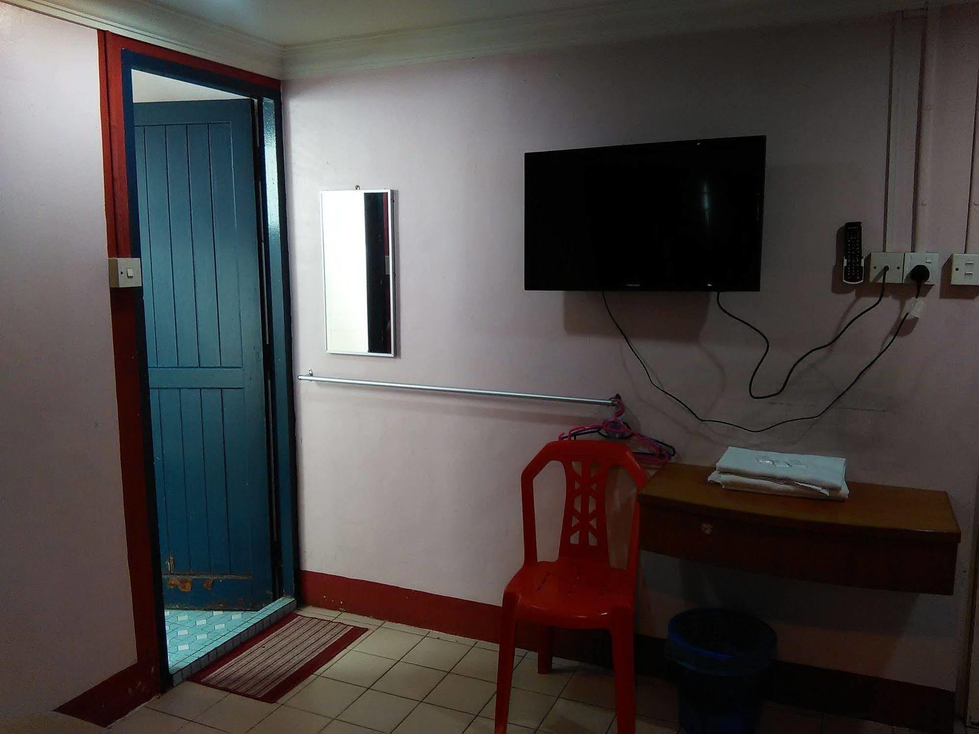 Kapit Hotel Kuching Eksteriør billede