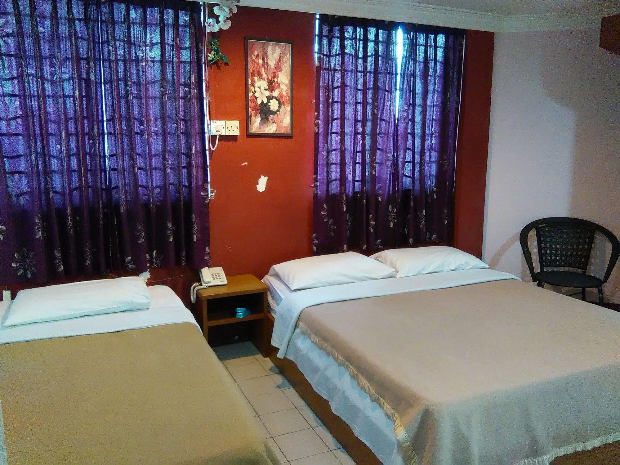 Kapit Hotel Kuching Eksteriør billede